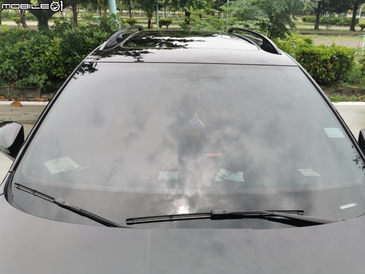 [隔熱紙有感分享] SKOSA-OCTAVIA  前檔XC40+車身X-5黑傑克+天窗SMART40