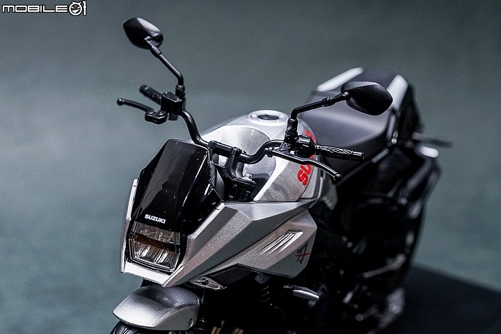 【開箱】SUZUKI 現代武士刀 KATANA 參上！1/12  Aoshima 青島文化教材社組裝完成品開箱！