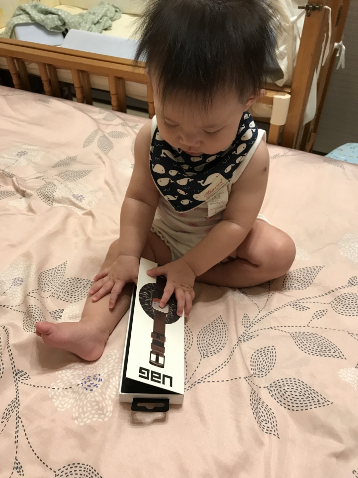 小小娃兒 UAG Apple Watch 經典頂級皮革錶帶開箱(圖多)