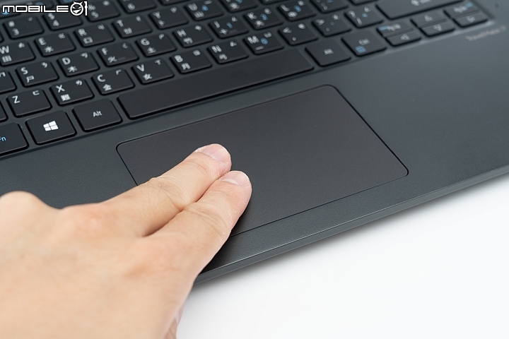 Acer TravelMate P6 輕薄至上的商務良伴！