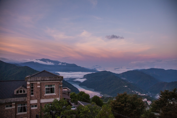 南投ll帶著爸媽旅行趣。明琴清境莊園住一晚。合歡山看高山杜鵑