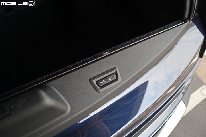 Rolls-Royce Cullinan試駕,超越想像力的SUV之王!