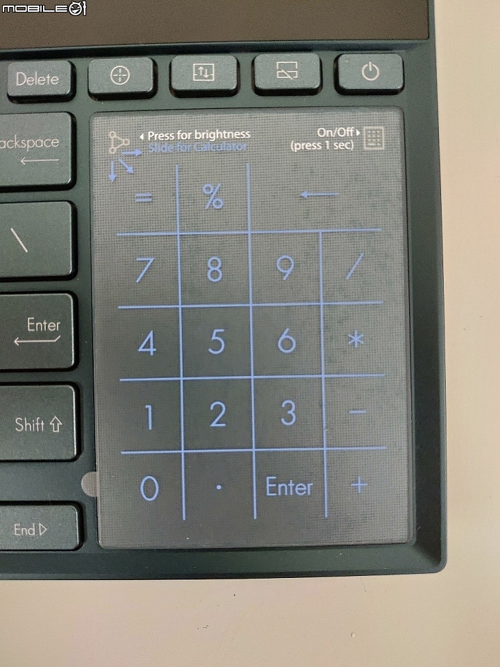 點我看大圖 華碩雙螢幕筆電 ZenBook Pro Duo UX581開箱