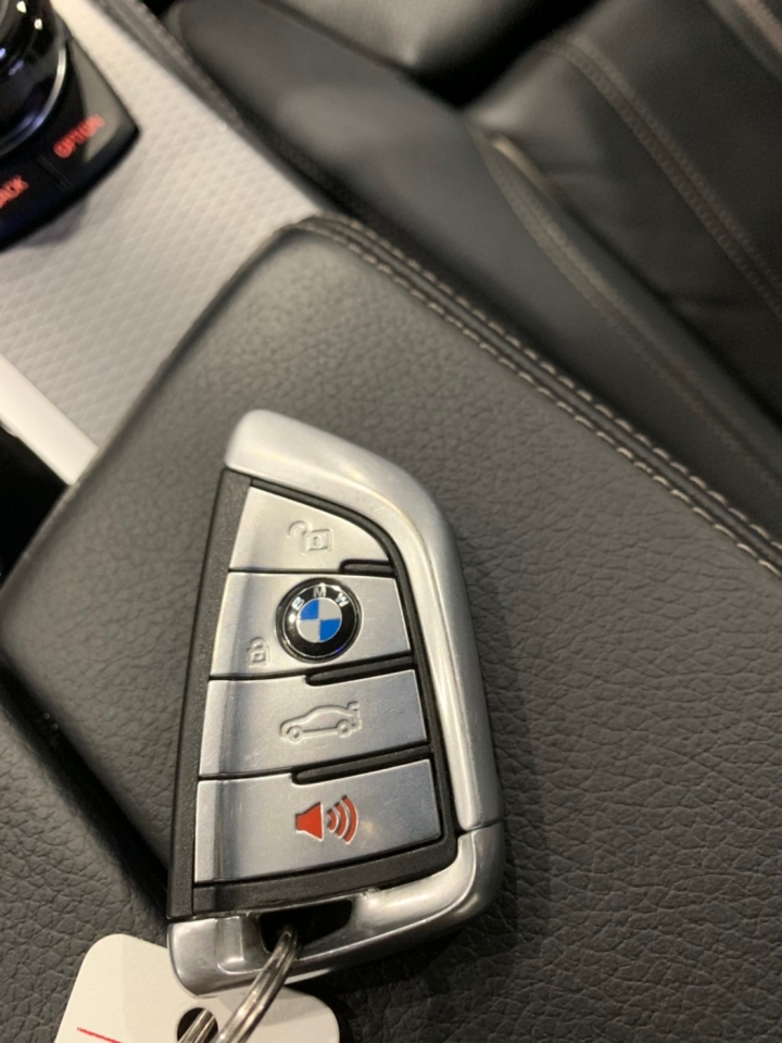 2017 BMW530I XDRIVE 抬頭顯示 電吸門  智慧頭燈
