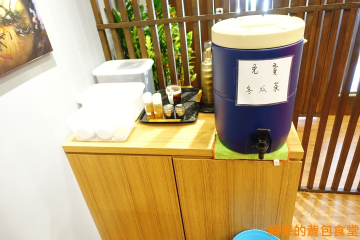 [食記] 台中北區 鬼匠拉麵-北平店 蒜香地獄雪花牛香麻夠勁 超大肋排現點現做 蝦爆了Q彈脆口 小菜多樣新鮮 台中美食