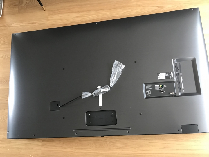 LG 75吋大電視開箱