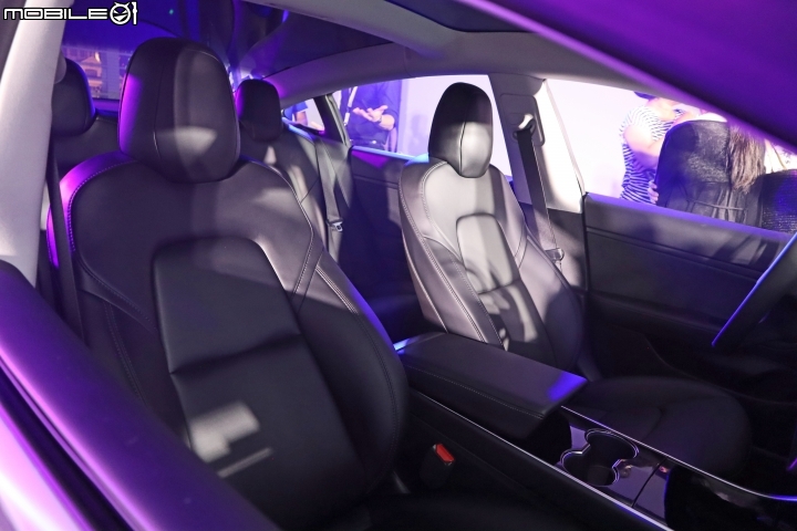 【採訪】三車型等級、155.99萬元起,Tesla Model 3正式在台灣正式發表!