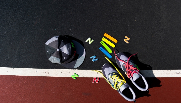 New Era與New Balance再推聯名套裝 自由拼貼穿出自我風格