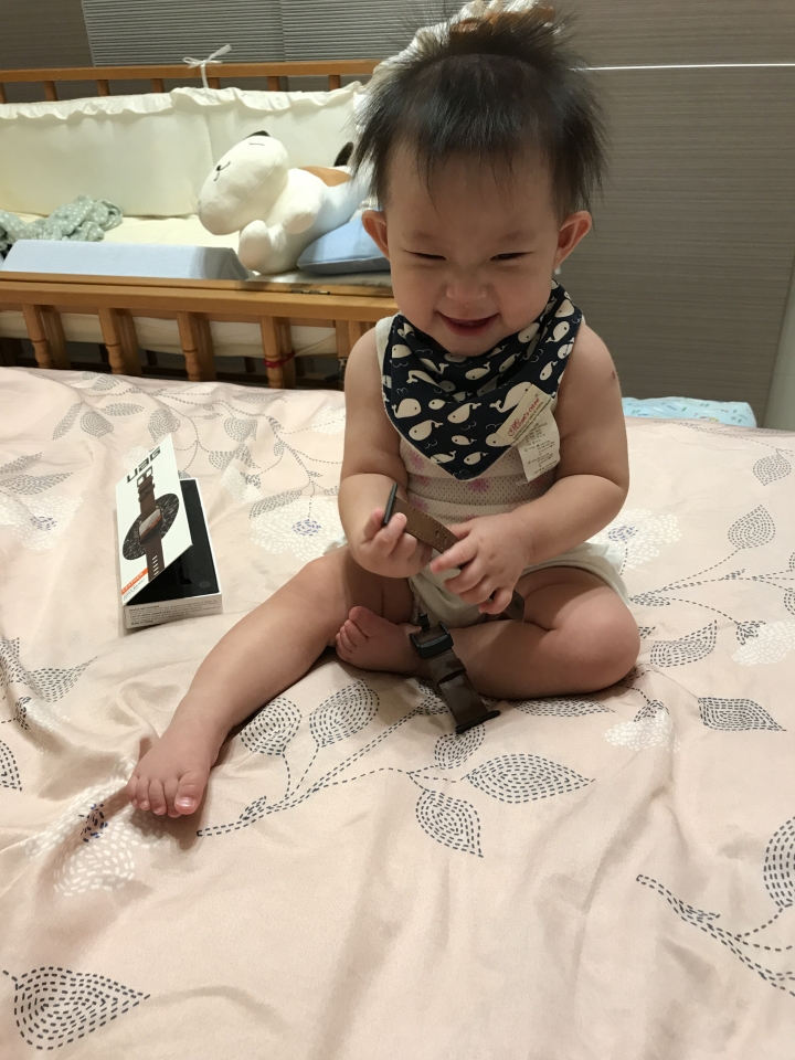小小娃兒 UAG Apple Watch 經典頂級皮革錶帶開箱(圖多)
