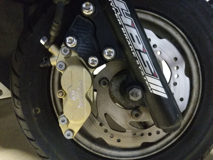 Brembo基本對四>R AERO開箱