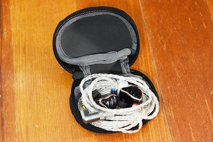 [開箱] FiiO FH7 一圈四鐵單晶銅鍍銀線材的 MMCX 可換線耳機