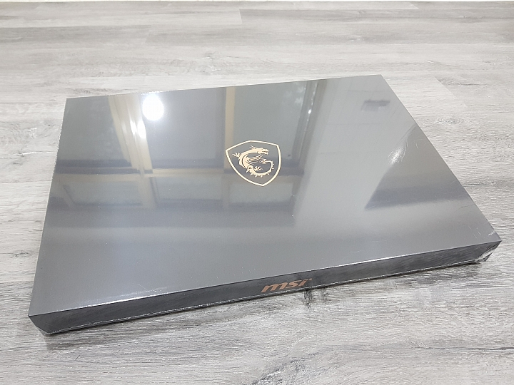 【小宅開箱】MSI GS75 Stealth 9SD 輕薄大型遊戲筆電，不犧牲效能