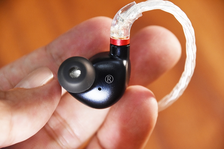[開箱] FiiO FH7 一圈四鐵單晶銅鍍銀線材的 MMCX 可換線耳機