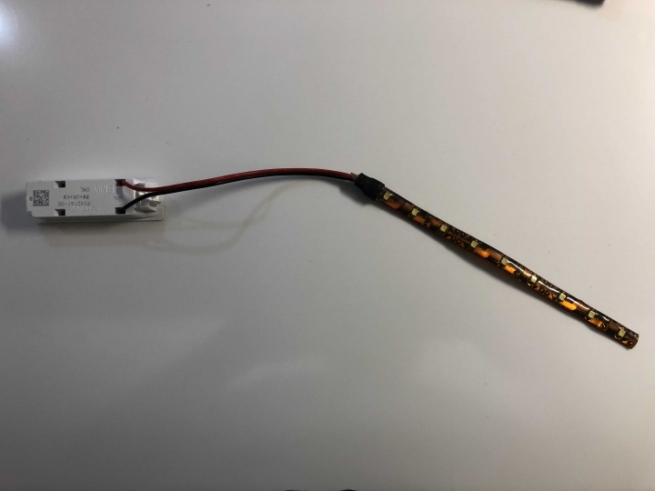 BMW 320i M Sport 超不專業室內燈增亮DIY