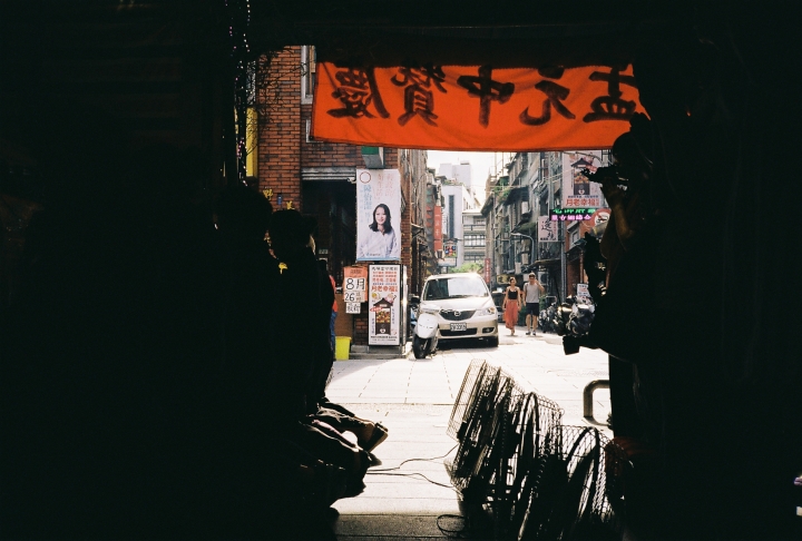 [Stylus ZOOM 140][Big Mini]颱風假[Kodak 200]