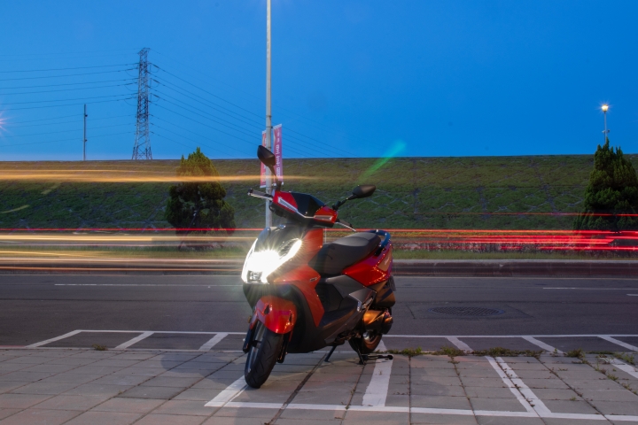 【不專業開箱FNX ABS】125