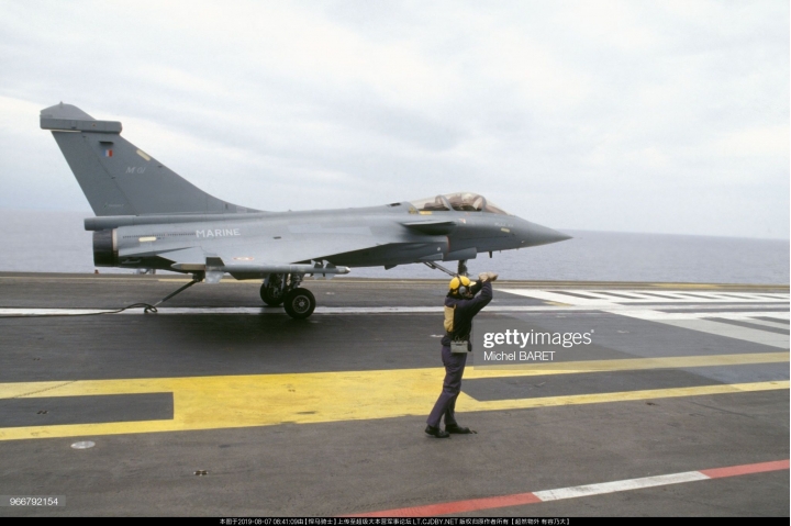 陣風戰機1993年原型上艦測試
