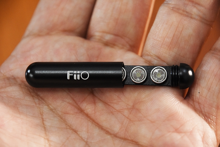 [開箱] FiiO FH7 一圈四鐵單晶銅鍍銀線材的 MMCX 可換線耳機