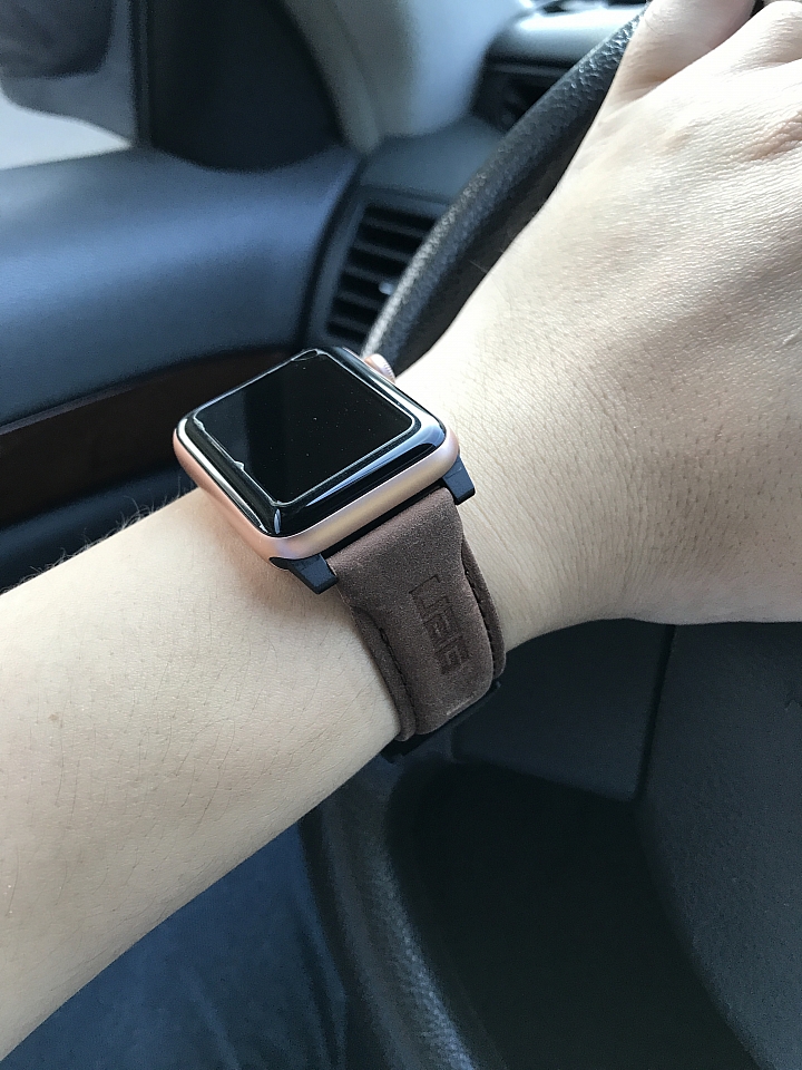 小小娃兒 UAG Apple Watch 經典頂級皮革錶帶開箱(圖多)