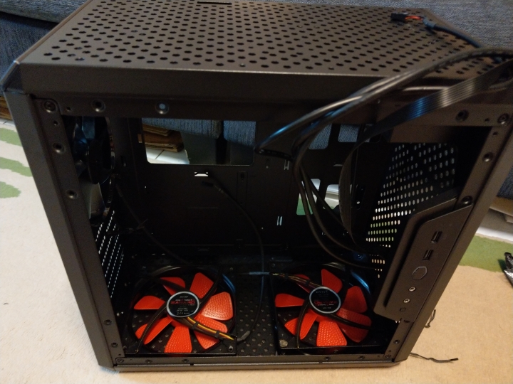 (圖多)酷媽Cooler Master MasterBox Q500L ATX機殼 8.25更新