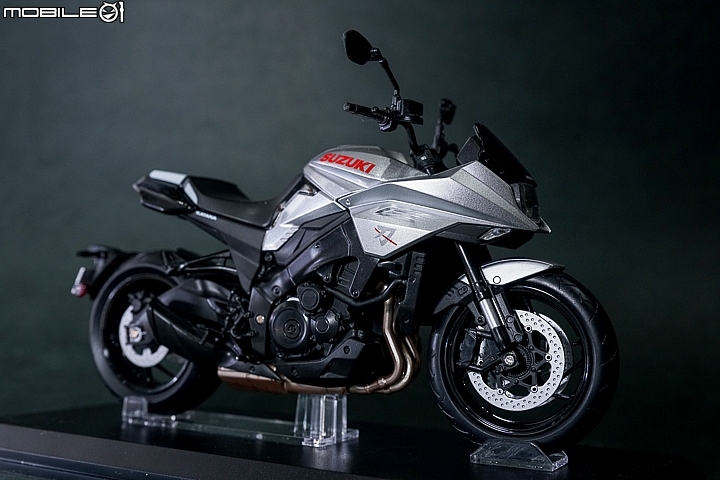 【開箱】SUZUKI 現代武士刀 KATANA 參上！1/12  Aoshima 青島文化教材社組裝完成品開箱！