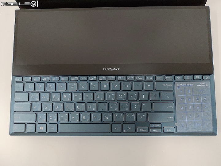 點我看大圖 華碩雙螢幕筆電 ZenBook Pro Duo UX581開箱