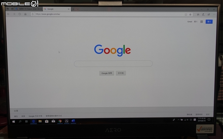 技嘉 AERO 15 OLED 怎麼不專業怎麼來開箱文