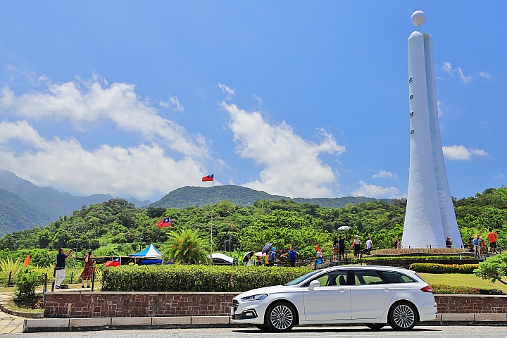 (映像旅行) 回味念書時的熱血環島 in台灣 feat. Ford Mondeo Wagon & Canon EOS R
