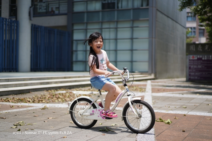 點我看大圖 《Sony α7III親子攝影》索向披靡,尼情我願