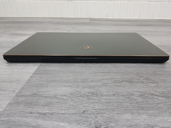 【小宅開箱】MSI GS75 Stealth 9SD 輕薄大型遊戲筆電，不犧牲效能