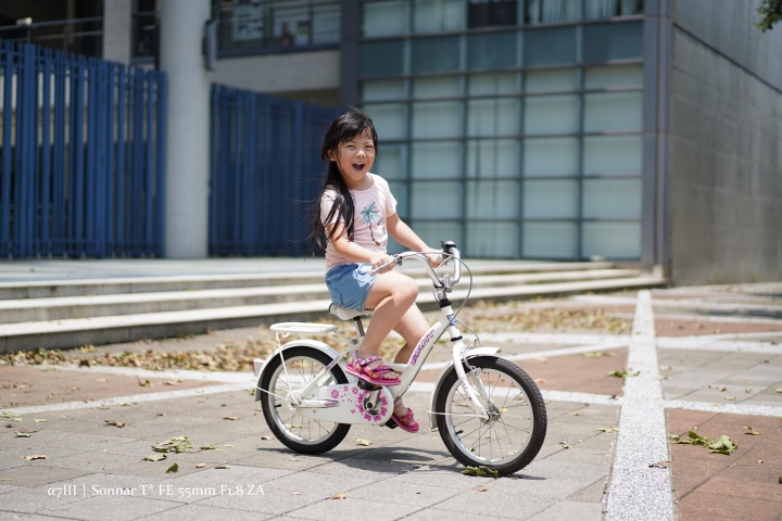 點我看大圖 《Sony α7III親子攝影》索向披靡,尼情我願