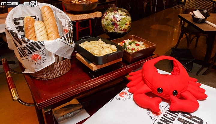 蟹舞 DANCING CRAB 感受以雙手用餐的樂趣滋味