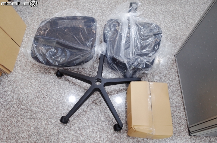 【開箱】Backbone椎座工學|CP值破表台製辦公椅-Kangaroo