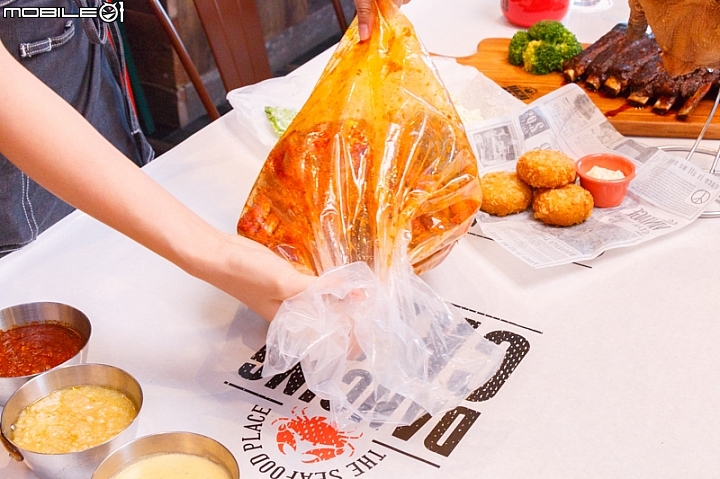 蟹舞 DANCING CRAB 感受以雙手用餐的樂趣滋味