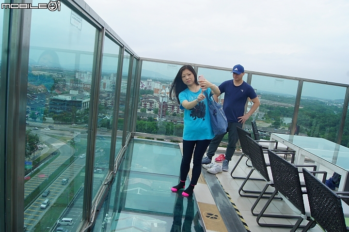 【馬來西亞】新山Amrin Hotel 頂樓天空步道