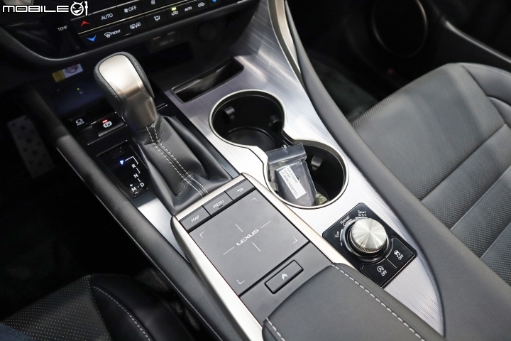 【展間實拍】小改款Lexus RX新增全速域ACC、CarPlay等功能,正式進駐展示間接單價出爐