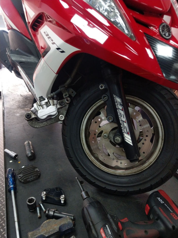 Brembo基本對四>R AERO開箱