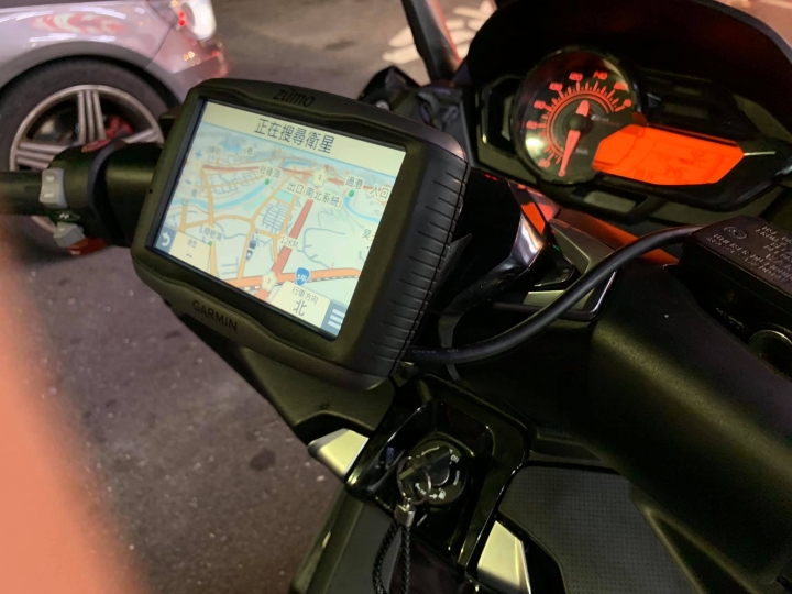 C650sport合體Garmin 590