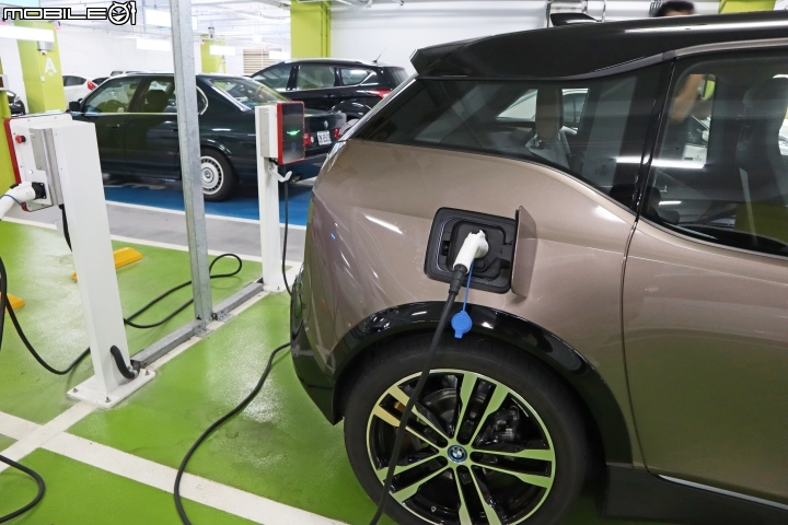 BMW i3s 42kWh新車型試駕,準備好迎接電動車時代的來臨