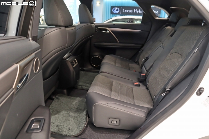 【展間實拍】小改款Lexus RX新增全速域ACC、CarPlay等功能,正式進駐展示間接單價出爐
