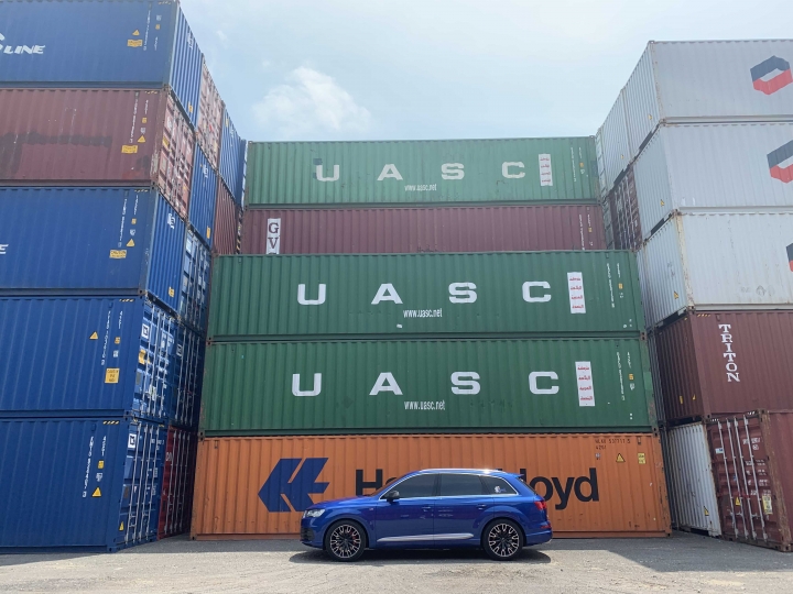 Q7 4M 貨櫃場隨意拍