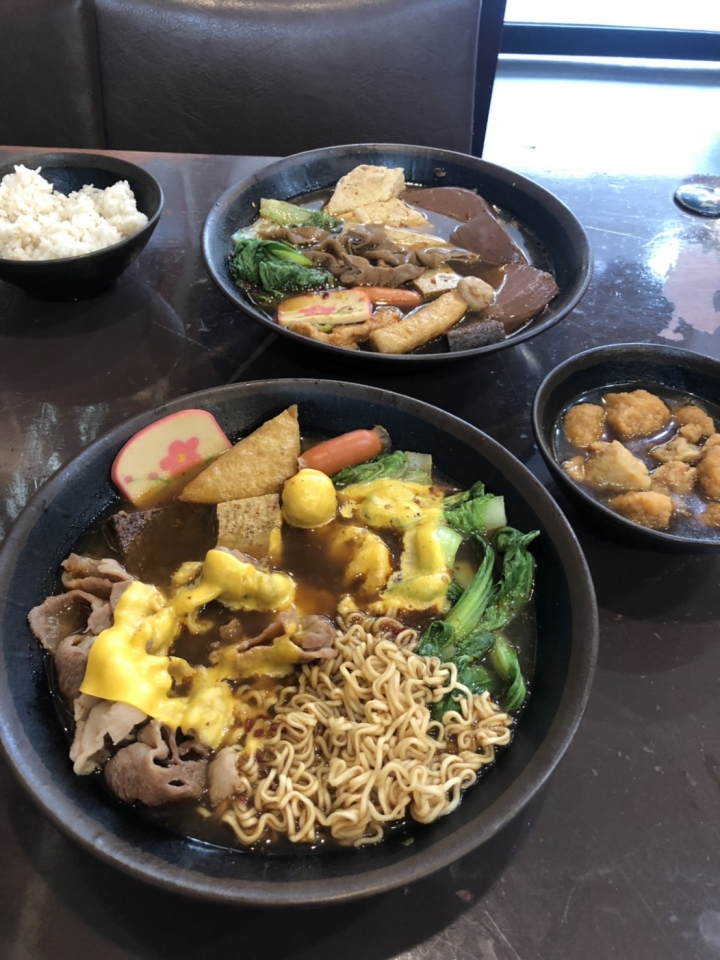 【食記】新北板橋食八辣 三拼麻辣鍋 雙倍起司鍋