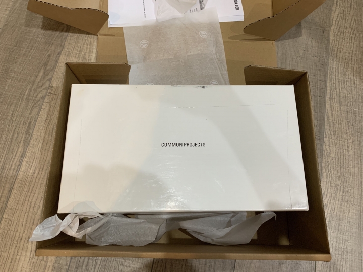 「寄錯開箱」Common projects 雙色運動鞋