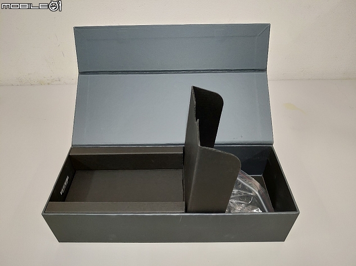 點我看大圖 華碩雙螢幕筆電 ZenBook Pro Duo UX581開箱