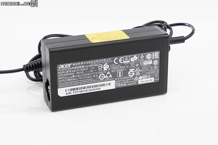Acer TravelMate P6 輕薄至上的商務良伴！