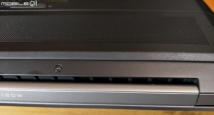 點我看大圖 HP ZBOOK 15 G6 開箱及簡單評測