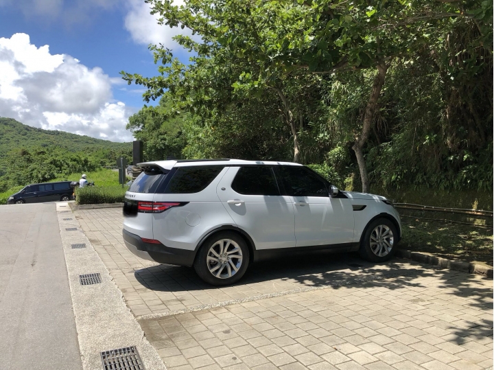 開箱 Land Rover Discovery D5 3.0 TD6