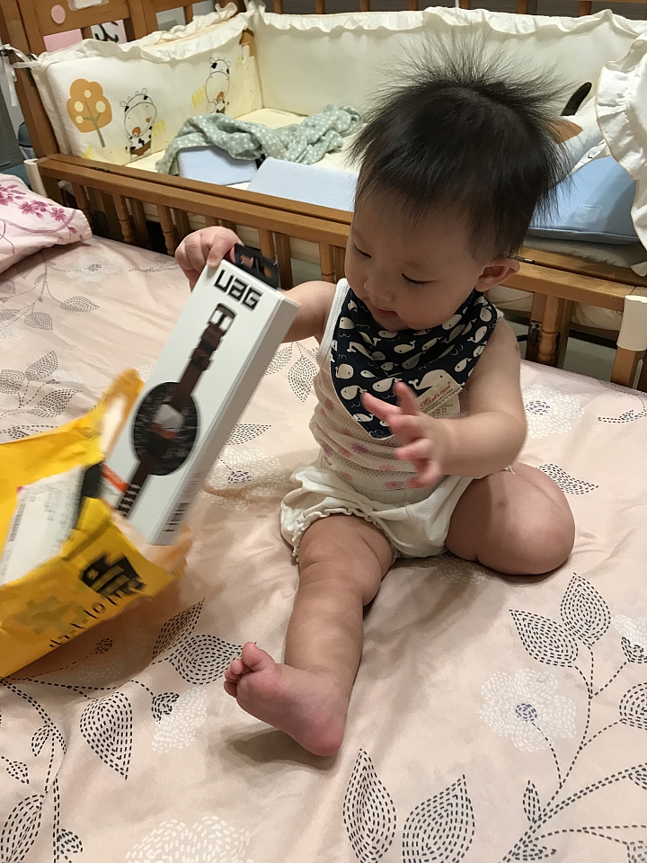 小小娃兒 UAG Apple Watch 經典頂級皮革錶帶開箱(圖多)