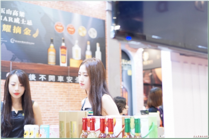 【2019台北精緻酒展 】美酒加美女,一定要去喝喝逛逛,消暑又解渴