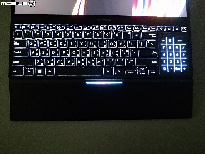 點我看大圖 華碩雙螢幕筆電 ZenBook Pro Duo UX581開箱